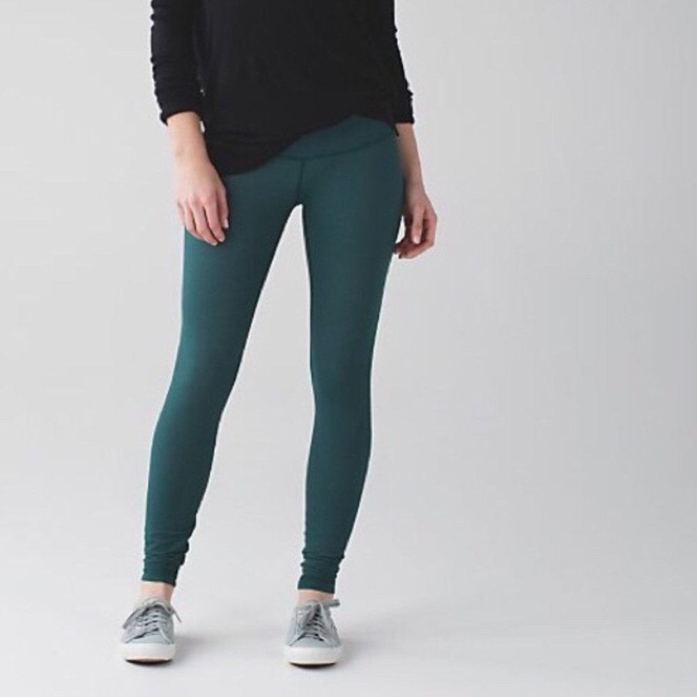 NEW DARK GREEN LULULEMON HIGH RISE WUNDER UNDER